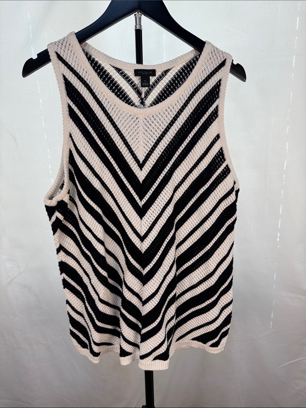 Ann Taylor Black and Cream Chevron Open-Knit Tank
